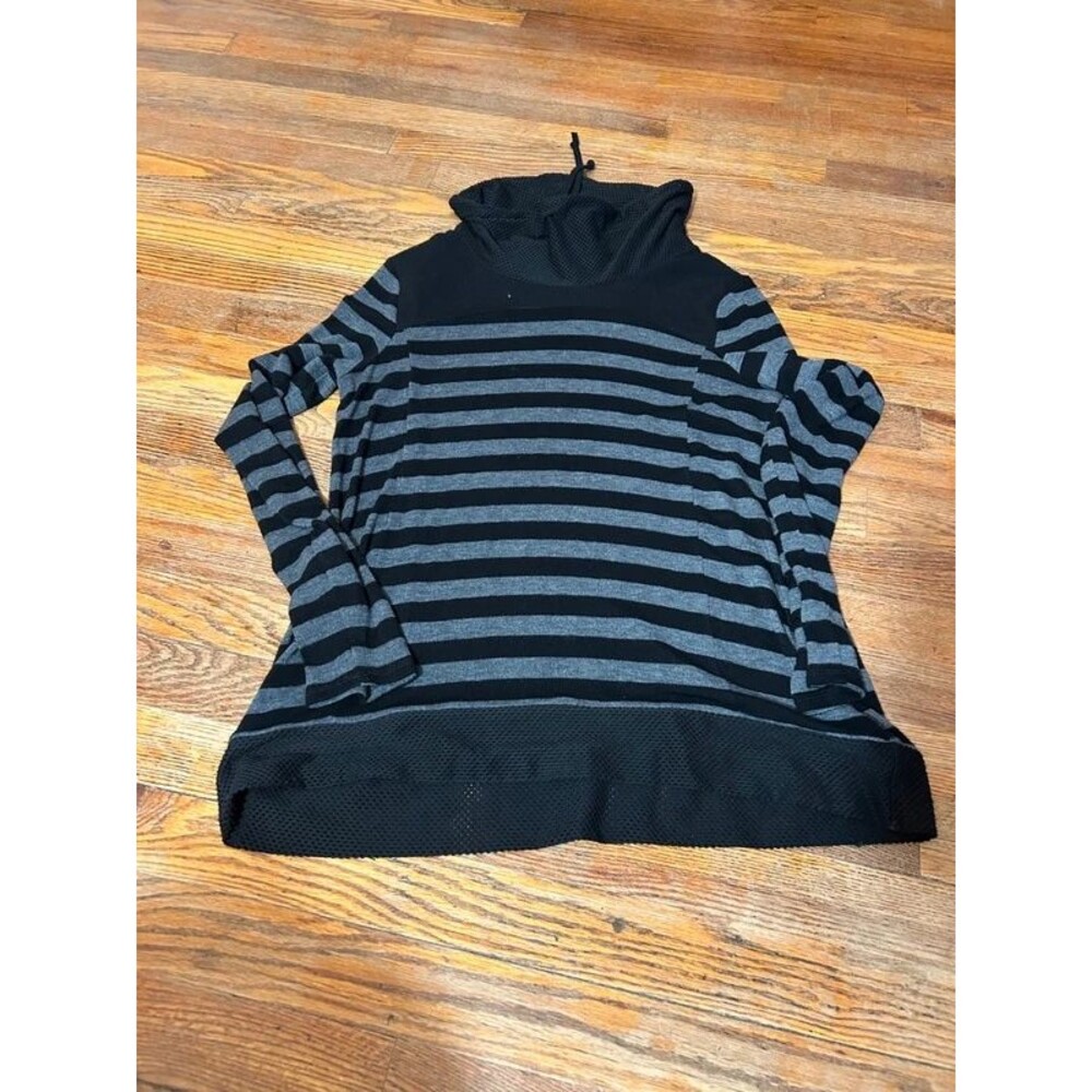 Erin London Medium Sweater cowl Neck